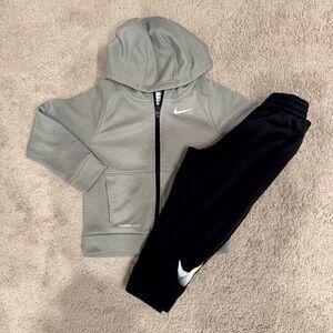 Nike Toddler Boys 2Pc Jogger Set Therma-Fit Gray Black Hoodie Outfit Set 4T